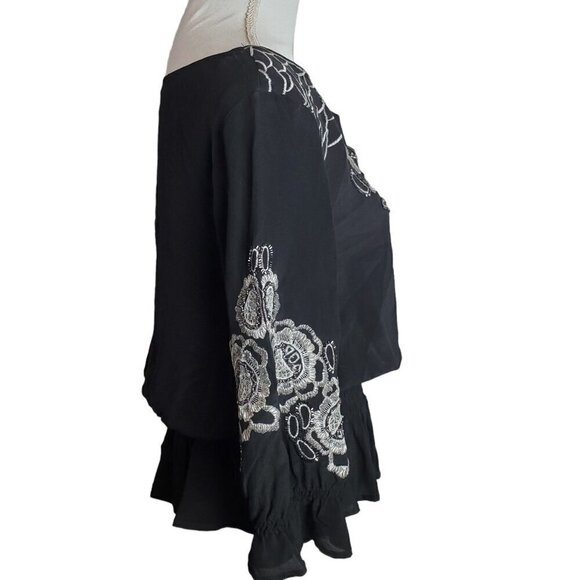 Vintage Cache Blouse Womens Small Silk Black Silver Embroidery Peplum 3/4 Sleeve - Picture 3 of 15